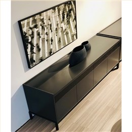 现代 大作极简 边柜 T-G08 直纹白橡木贴皮+五金脚 深灰色